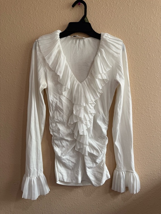CAbi Tops - CAbi White Long-Sleeve Ruffle V-Neck Top